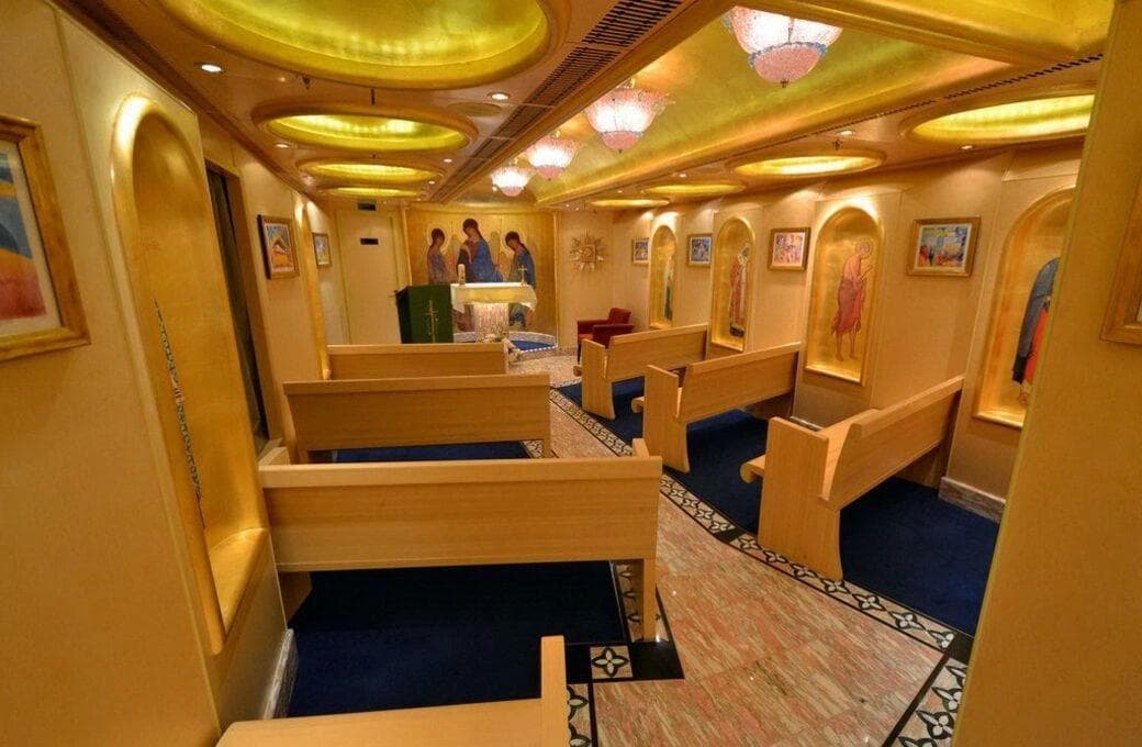 Лайнер Costa Fascinosa, компании Costa Cruises. Фото 1