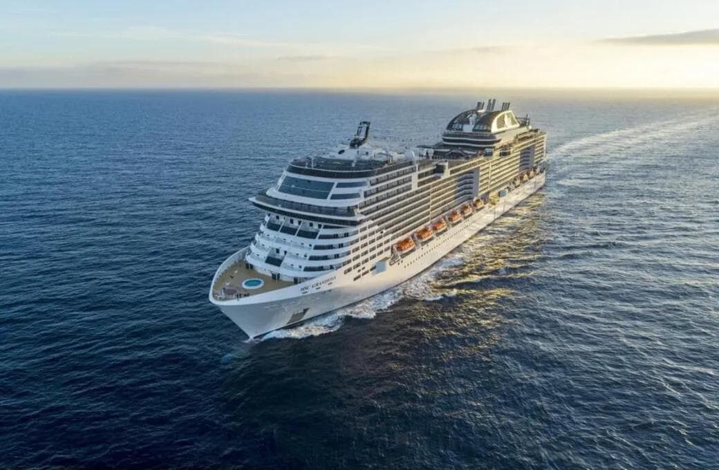 Лайнер MSC Grandiosa, компании MSC Crociere. Фото 1