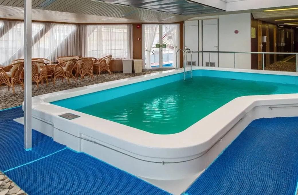 Лайнер Лев Толстой, компании ВодоходЪ. Фото 1