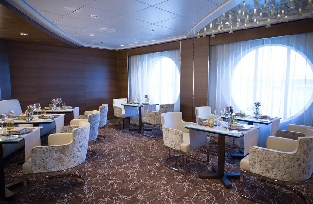 Лайнер Celebrity Constellation, компании Celebrity Cruises. Фото 1