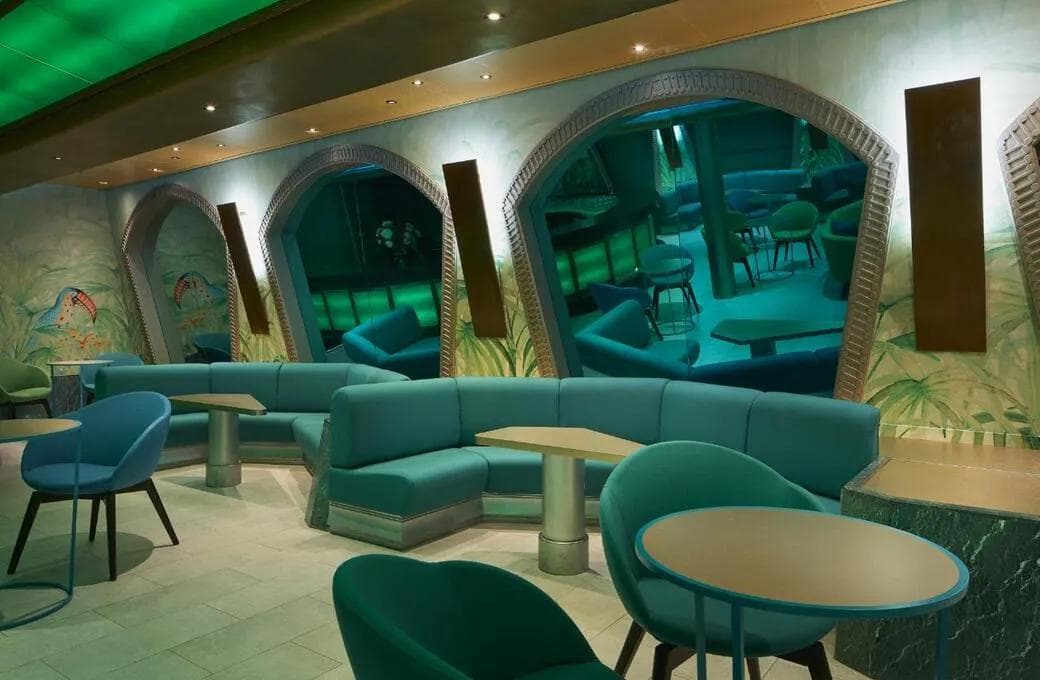 Лайнер Costa Fortuna, компании Costa Cruises. Фото 1