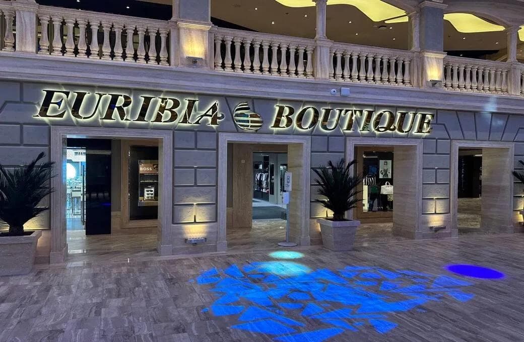 Лайнер MSC Euribia, компании MSC Crociere. Фото 1