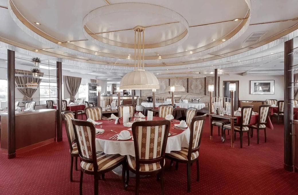 Лайнер Волга Стар, компании Донинтурфлот. Фото 1