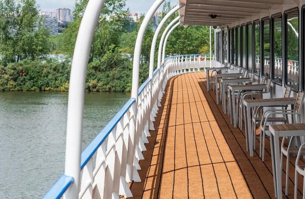 Лайнер Максим Горький, компании ВодоходЪ. Фото 1