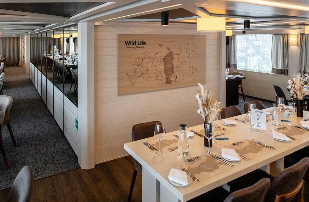 Лайнер Максим Горький, компании ВодоходЪ. Фото 1