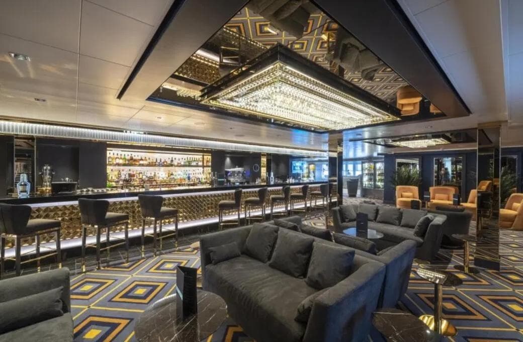 Лайнер MSC Seaview, компании MSC Crociere. Фото 1