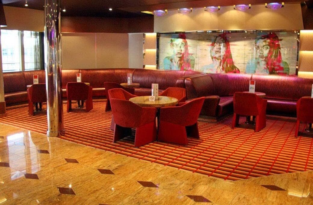 Лайнер Costa Fascinosa, компании Costa Cruises. Фото 1