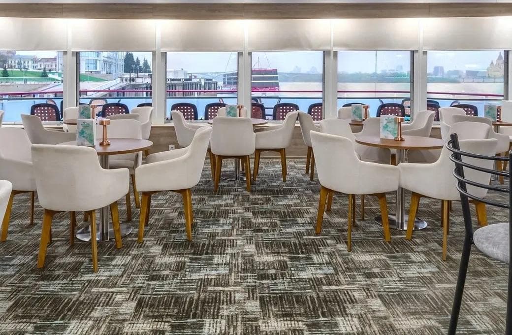 Лайнер Константин Симонов, компании ВодоходЪ. Фото 1