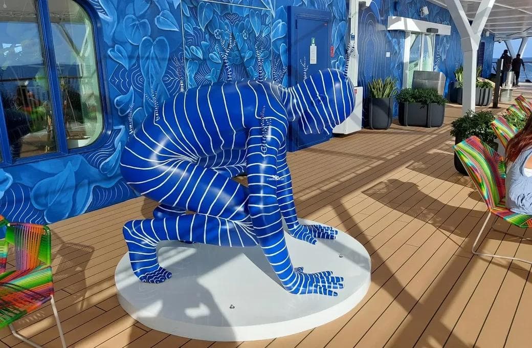 Лайнер Celebrity Apex, компании Celebrity Cruises. Фото 1