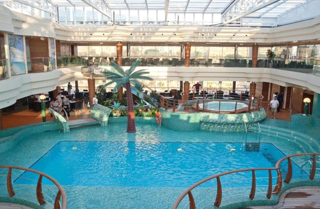 Лайнер MSC Splendida, компании MSC Crociere. Фото 1