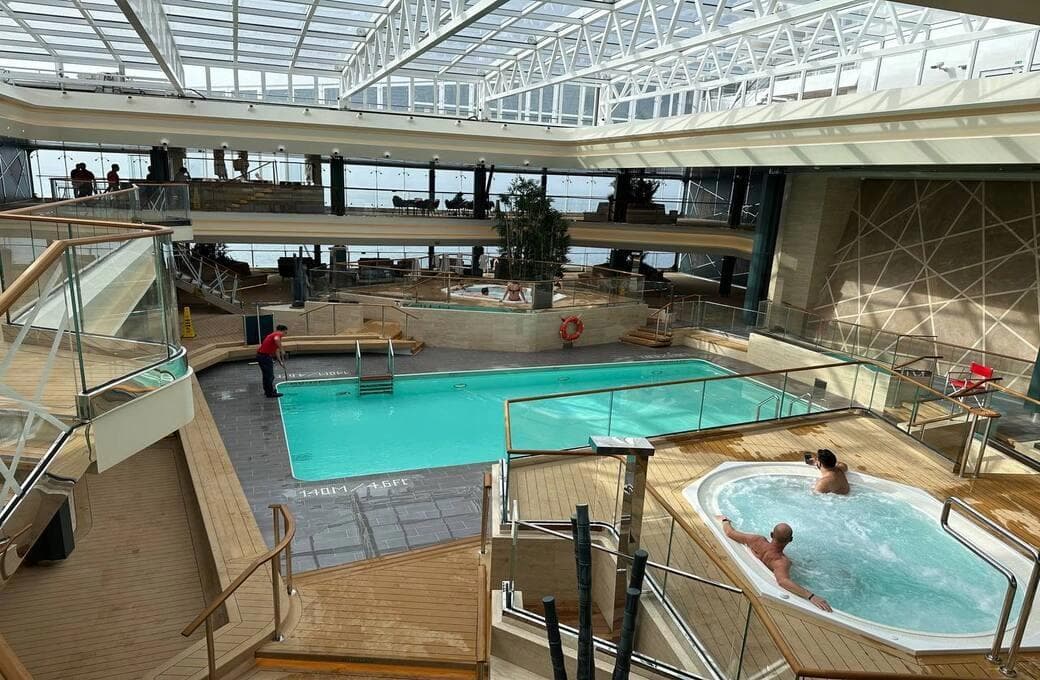 Лайнер MSC Euribia, компании MSC Crociere. Фото 1