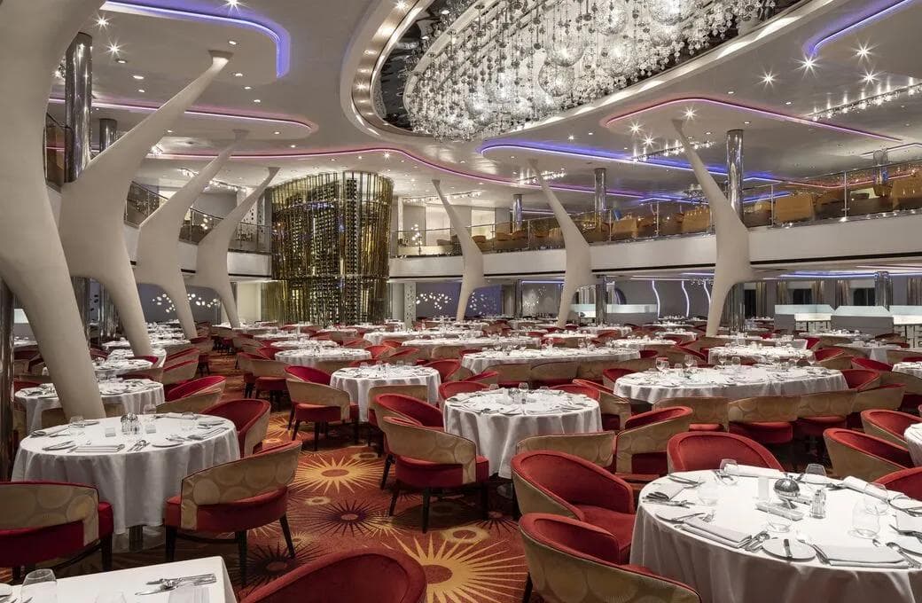 Лайнер Celebrity Silhouette, компании Celebrity Cruises. Фото 1