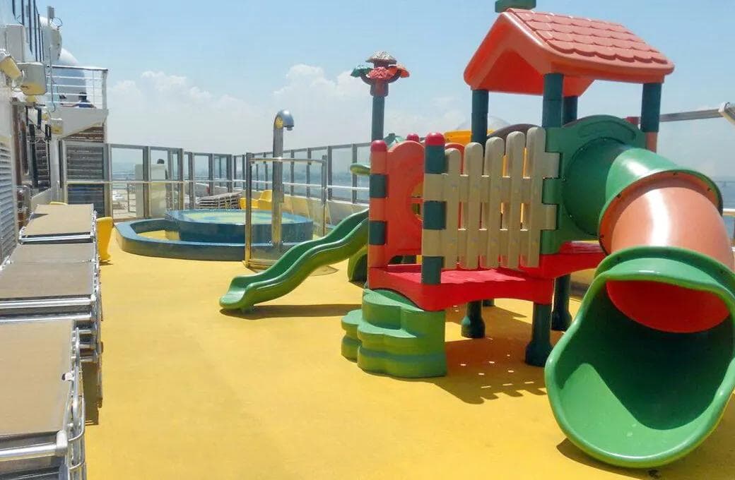 Лайнер Costa Fortuna, компании Costa Cruises. Фото 1