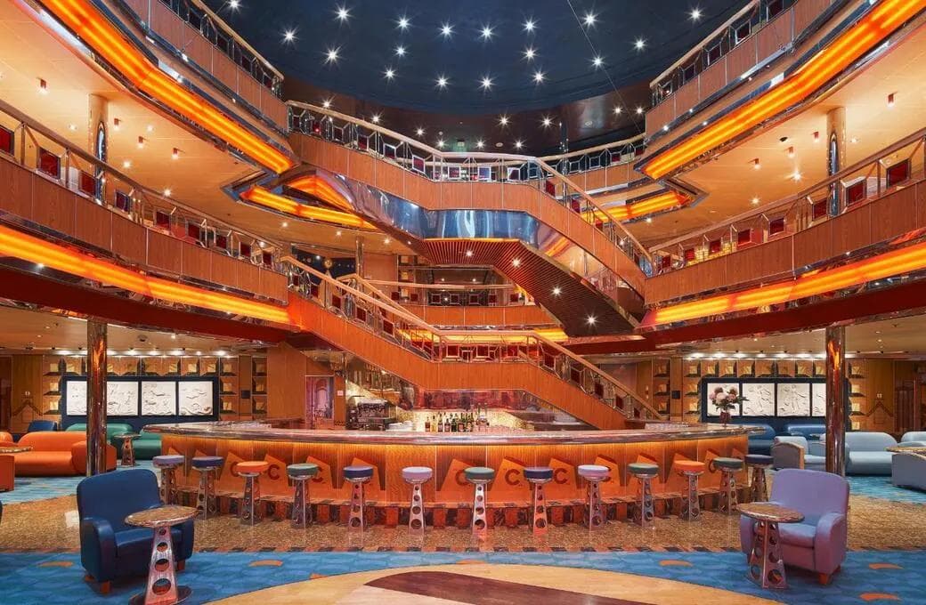 Лайнер Costa Fortuna, компании Costa Cruises. Фото 1