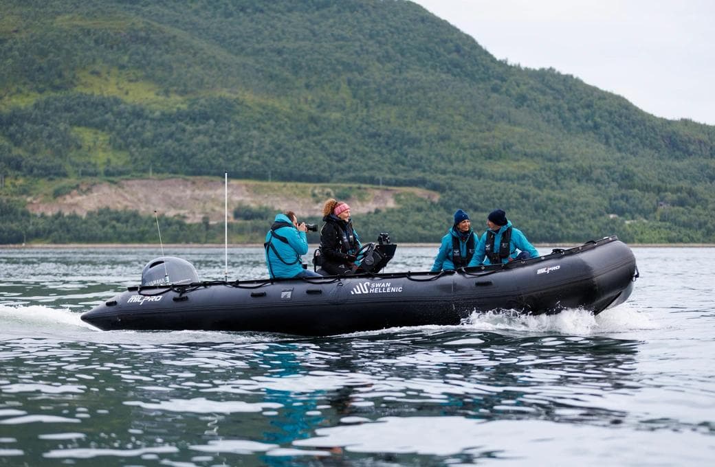 Лайнер SH Vega, компании Swan Hellenic. Фото 1