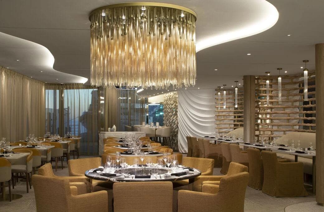 Лайнер Celebrity Edge, компании Celebrity Cruises. Фото 1