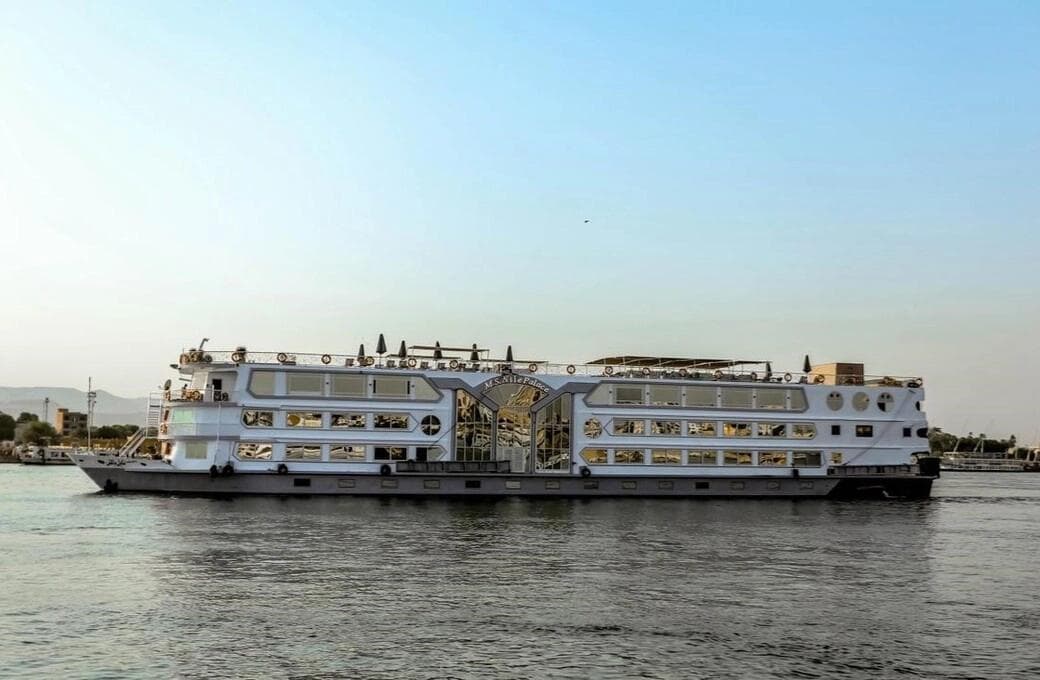 Лайнер Nile Palace, компании Nile River Cruises. Фото 1