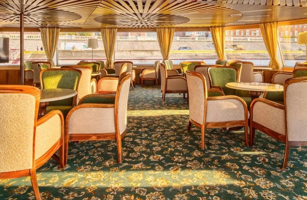 Лайнер Лев Толстой, компании ВодоходЪ. Фото 1