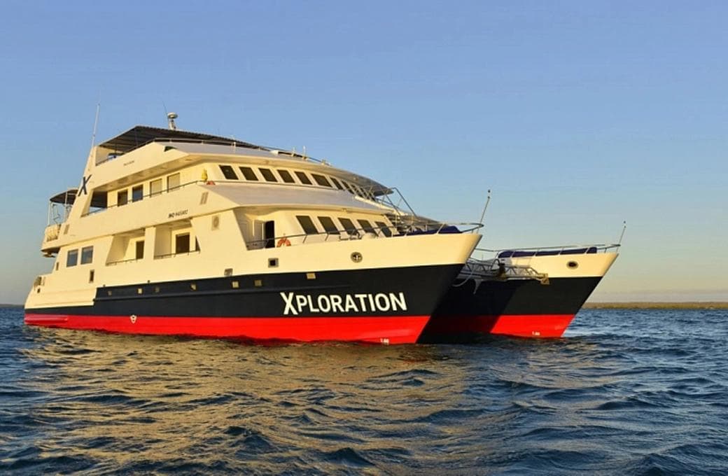 Лайнер Celebrity Xploration, компании Celebrity Cruises. Фото 1