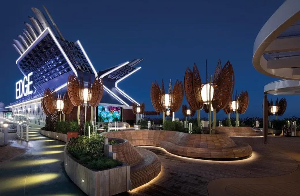 Лайнер Celebrity Apex, компании Celebrity Cruises. Фото 1